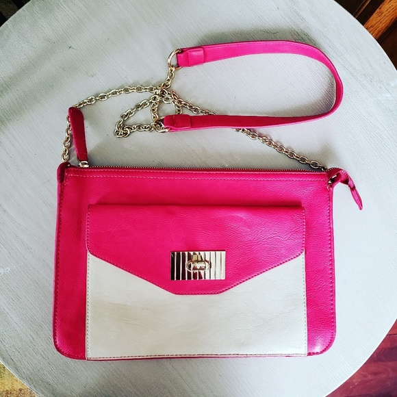 Urban Expressions Handbags - Urban Expressions crossbody purse